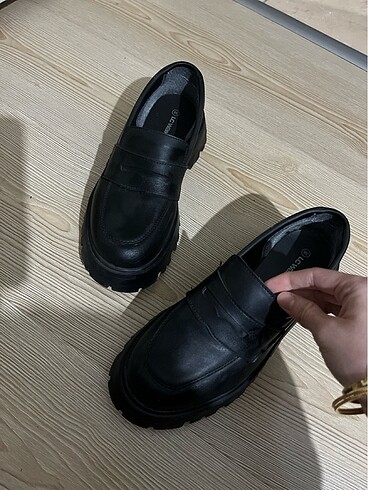 38 Beden Siyah mat loafer