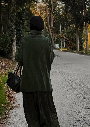 Yeşil triko kazak - Görsel 4