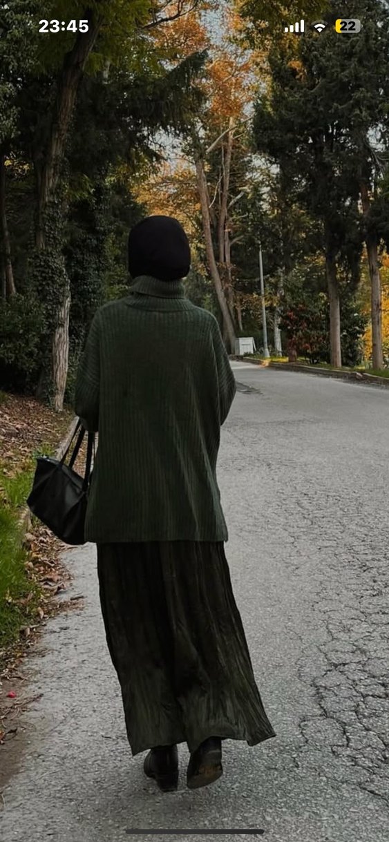 Yeşil triko kazak - Görsel 4