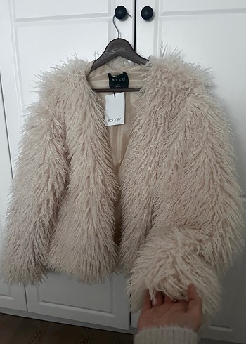 Bej Kadın  Kürk - Görsel 4