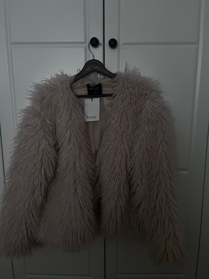 Bej Kadın  Kürk - Görsel 3