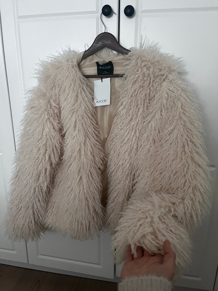 Bej Kadın  Kürk - Görsel 4