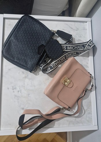 Klasik Siyah Yılan Derisi Desenli Deri Çanta - Görsel 4