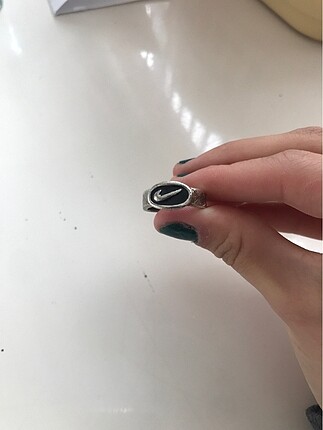 Zara Nike desenli yüzük