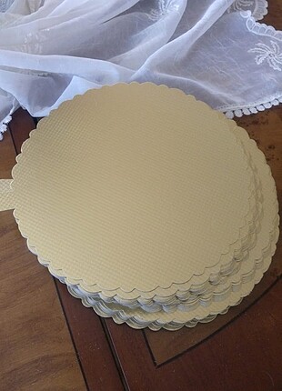 PASTA ALTI 50 adet