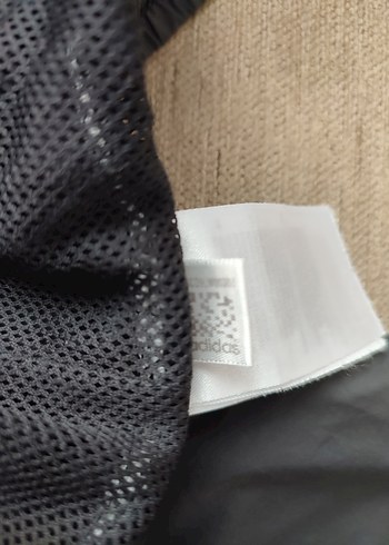 l Beden Orjinal Adidas erkek eşofman altı L beden iç astarı mevcut