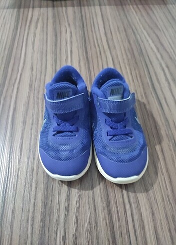 23 Beden Orjinal Nike revolution çocuk spor ayakkabısı 23 numara 