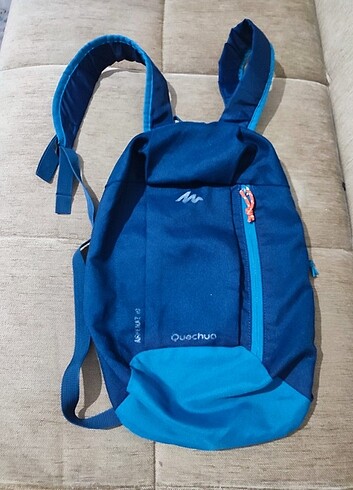 Decathlon Quechua Aprenaz10 sırt çantası