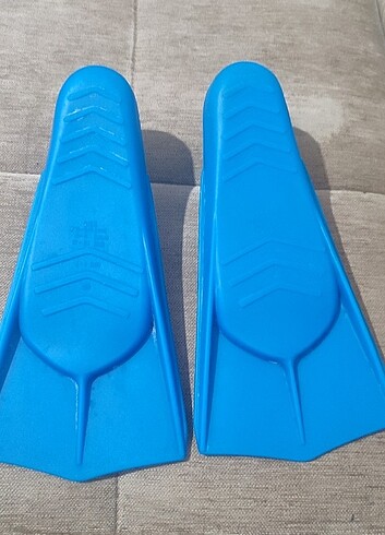 Decathlon Nabaiji silikon kısa yüzme paleti 37 - 38 numara