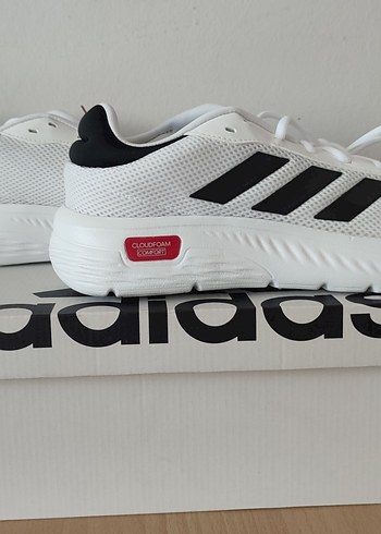 Adidas 42.5