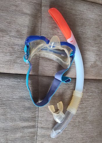 Decathlon Subea Temperli camlı dalış maske şnorkel seti M beden - Görsel 5