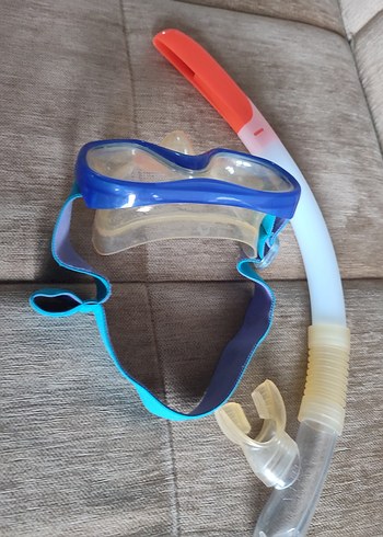 Decathlon Subea Temperli camlı dalış maske şnorkel seti M beden - Görsel 6