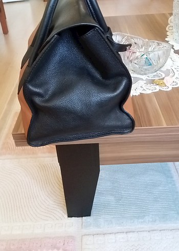 Prada Kilitli Kahverengi Siyah Deri Kadın Çanta