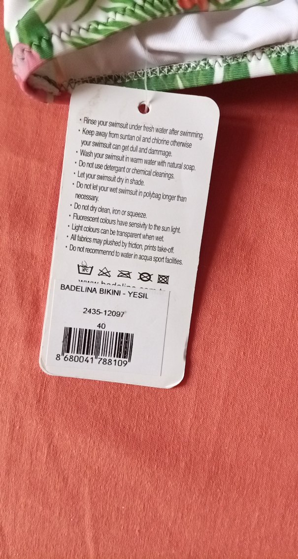 Yeşil Desenli İnce Askılı Bikini Üstü - Görsel 3