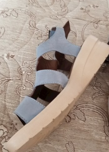 Kemal Tanca Mavi deri Dolgu Topuklu Kadın Sandalet