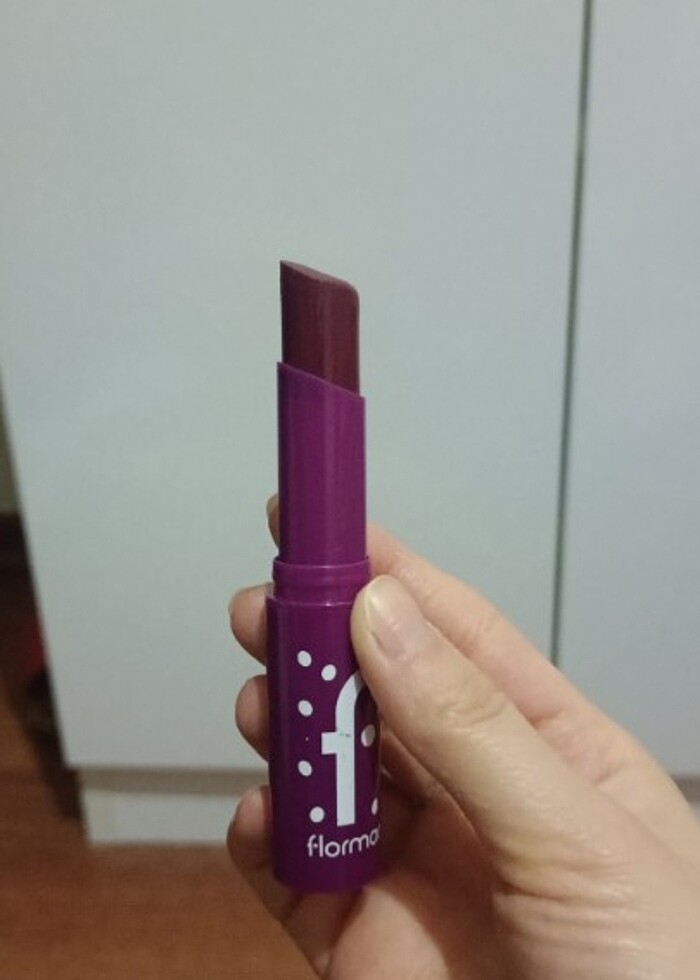Flormar lip balm / wet and wild pudra ve ruj - Görsel 3