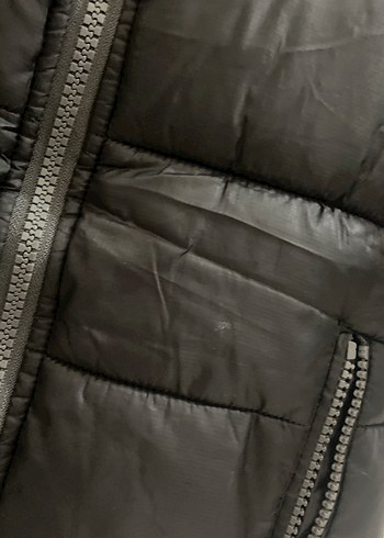 Erkek Çocuk Siyah Fermuarlı Mont - Görsel 2