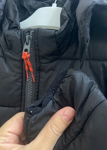 Erkek Çocuk Siyah Fermuarlı Mont - Görsel 4