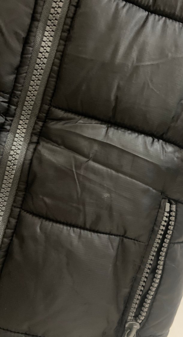 Erkek Çocuk Siyah Fermuarlı Mont - Görsel 2