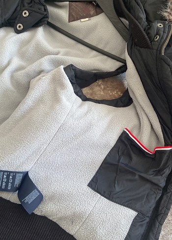 Siyah Fermuarlı Kadın Yelek - Görsel 5