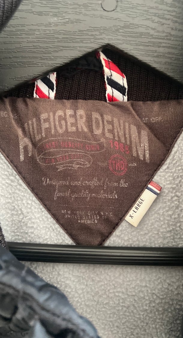 Siyah Fermuarlı Kadın Yelek - Görsel 2