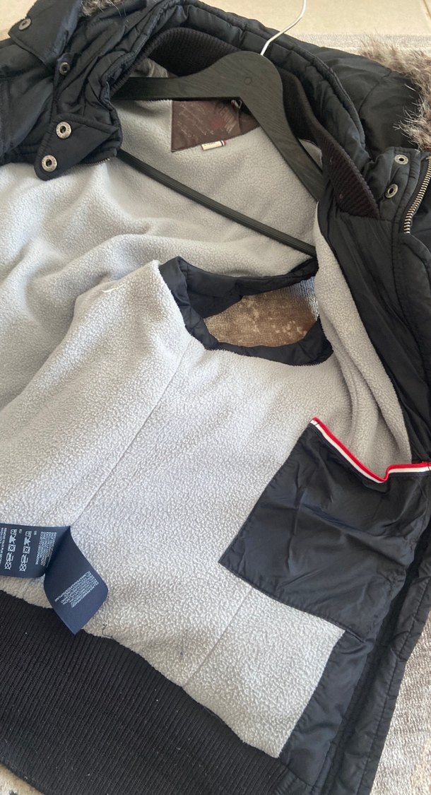 Siyah Fermuarlı Kadın Yelek - Görsel 5