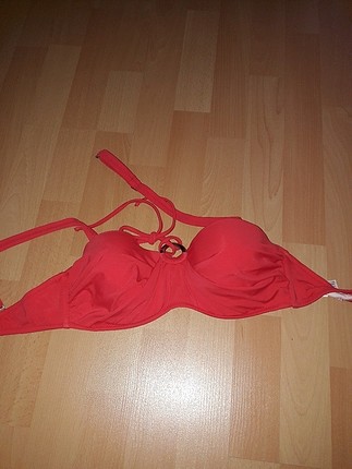 bikini üstü