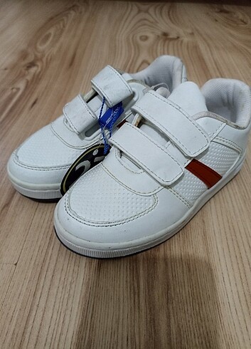 Çocuk spor ayakkabı