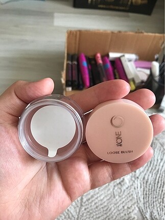 The one looae blush
