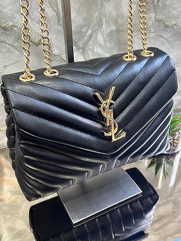 YVES SAINT LAURENT - LouLou LARGE
