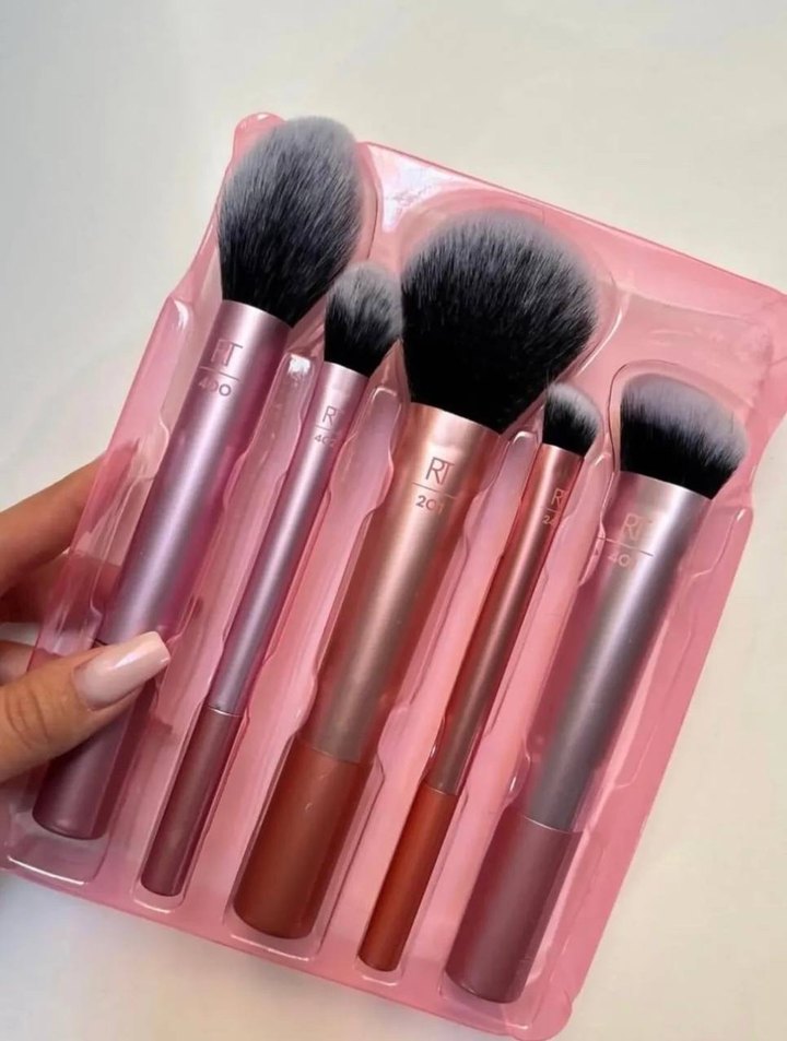 Pastel Pembe Makyaj Fırça Seti - Görsel 2