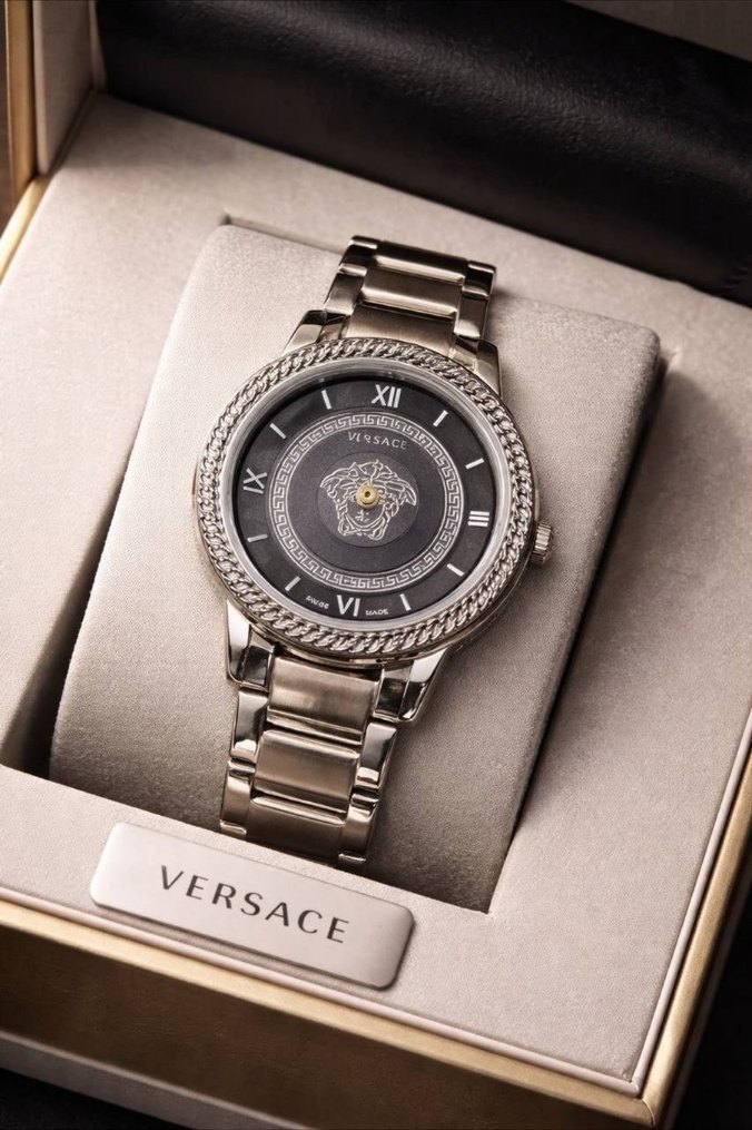 Versace Siyah Gotik Kadın Saat - Görsel 3