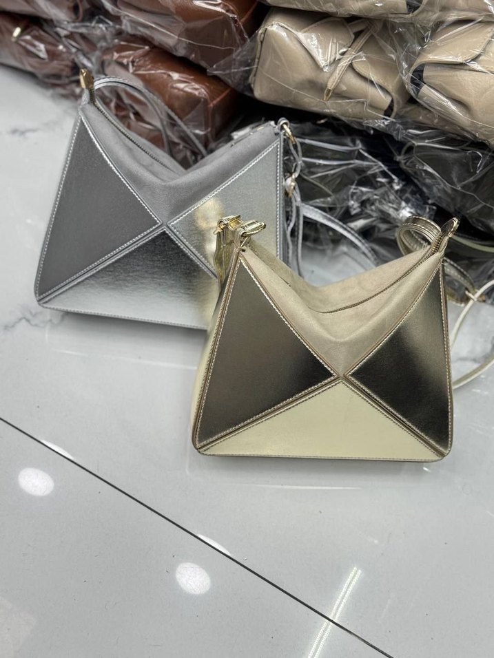 Altın Renk Deri Kadın Çanta - Görsel 2