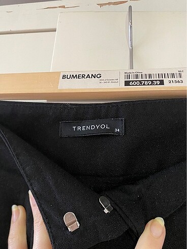 Trendyol & Milla Siyah Kumaş Pantolon