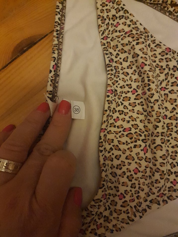 Leopar Desenli Bağcıklı Kadın Bikini Altı - Görsel 3