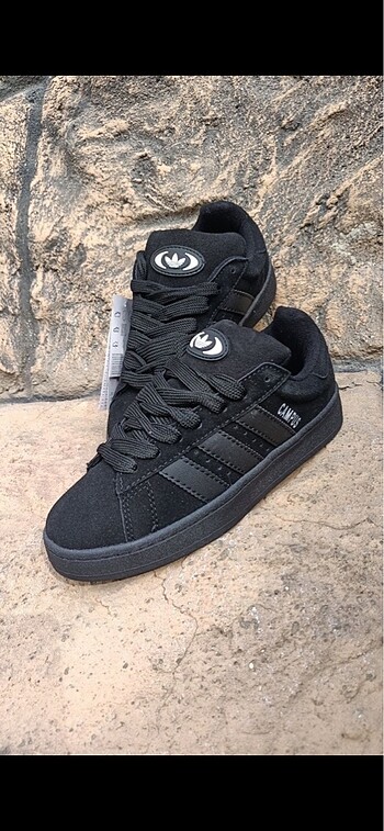 Adidas Campus komur