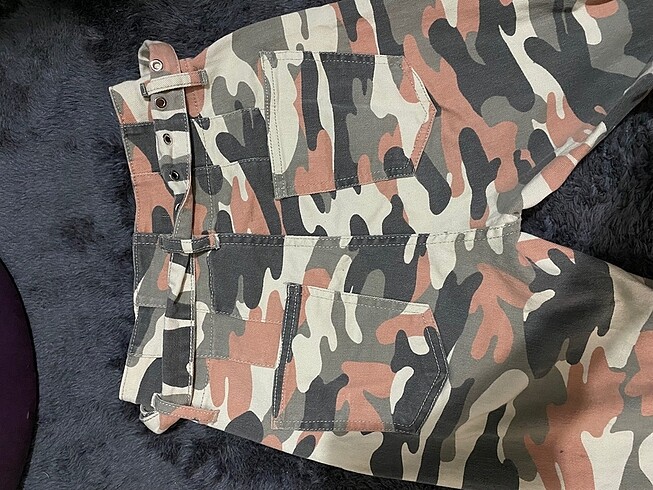 xs Beden Bershka pantolon