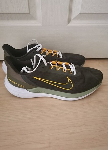 Nike tek ebat