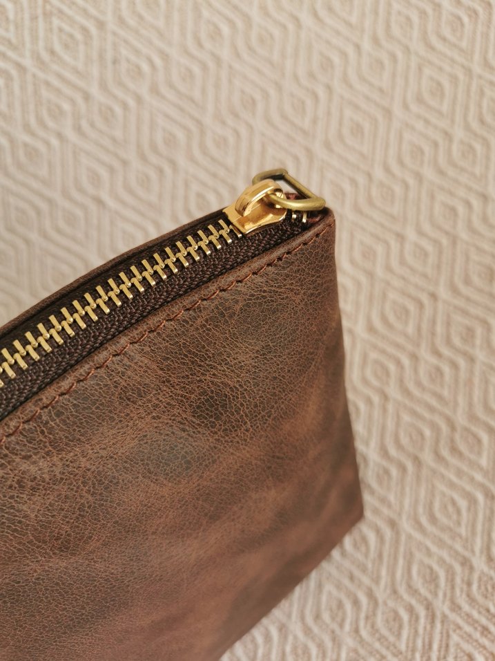 Kahverengi Deri Kadın Makyaj Çantası - Görsel 2