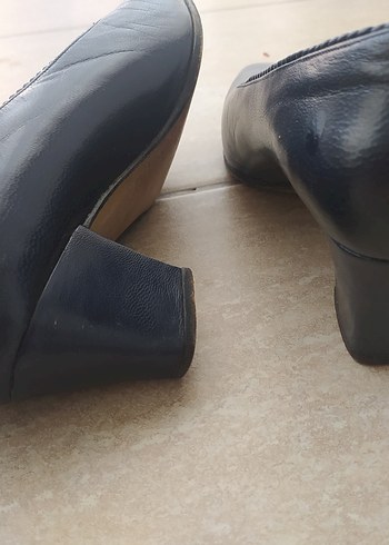 37 Beden Klasik Lacivert Deri Topuklu Kadın Ayakkabı