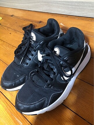 Orijinal Nike ayakkabı