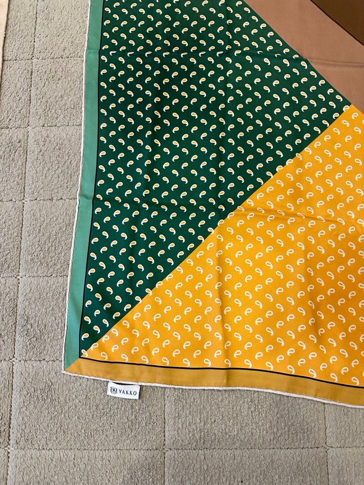 Vakko Eşarp - Görsel 2