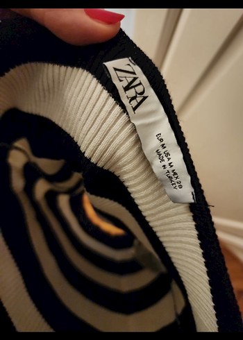 Siyah-Beyaz Çizgili İnce Triko Kadın Kazak - Görsel 4