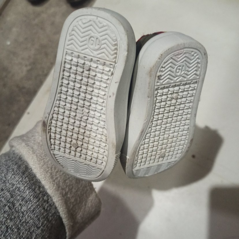 Çocuk Renkli Bağcıklı Spor Ayakkabı - Görsel 2