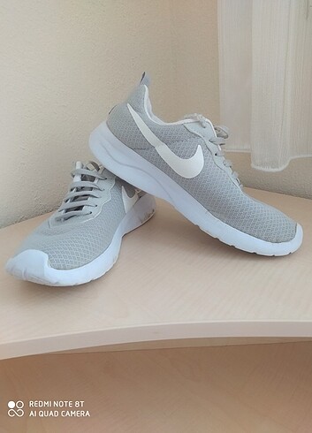 39 Beden Nike spor ayakkabı