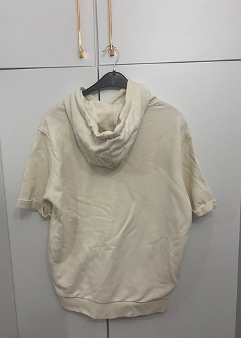 Zara Beyaz Kısa Kollu Kapüşonlu Oversize Sweatshirt