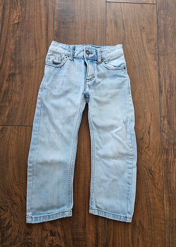 Erkek Çocuk Mavi Kemerli Denim Pantolon