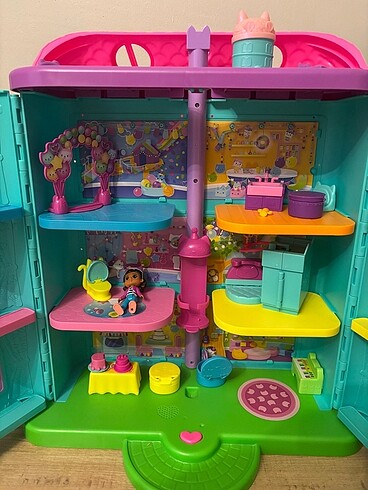  Beden Gabby's Dollhouse