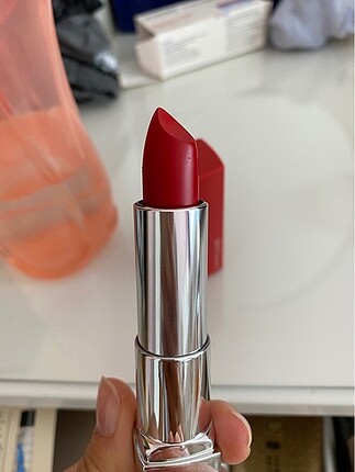 Maybelline red for me ruj