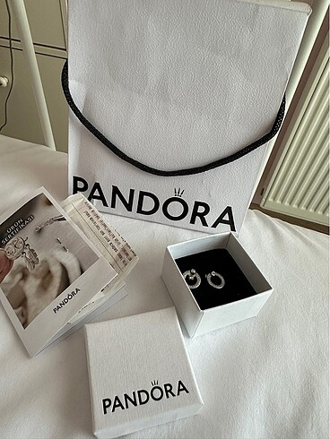Pandora küpe